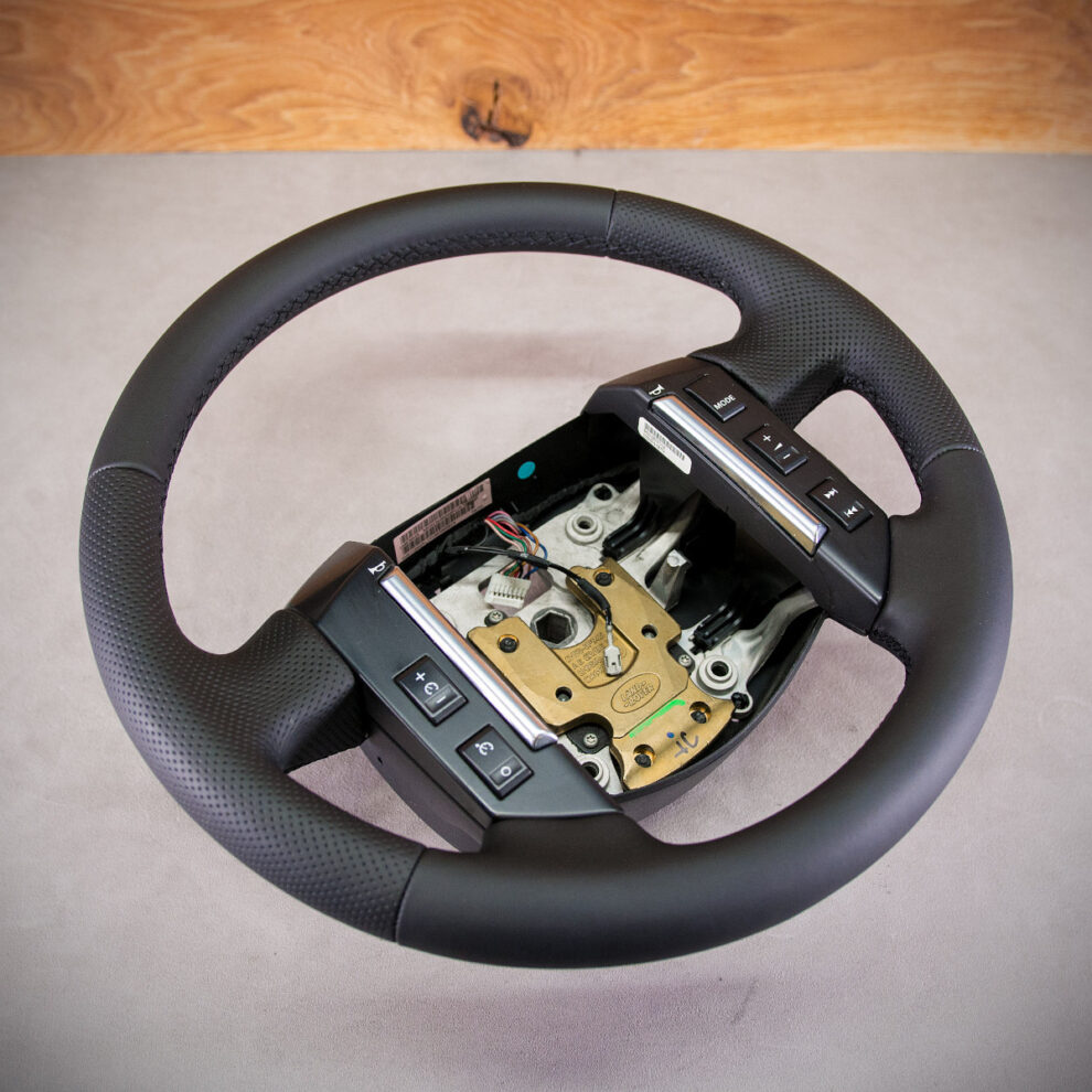 Obszycie kierownicy Land Rover Freelander