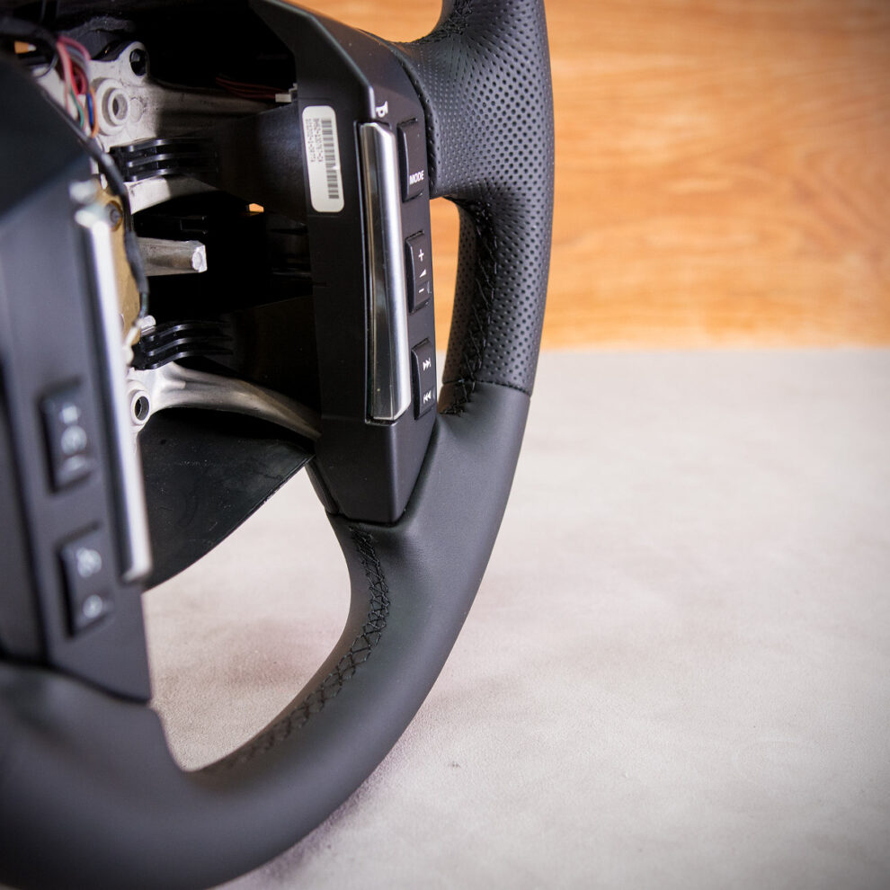 Obszycie kierownicy Land Rover Freelander