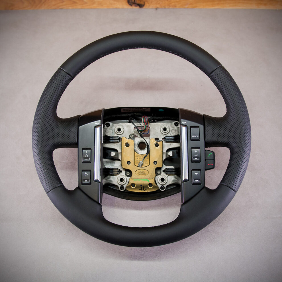 Obszycie kierownicy Land Rover Freelander