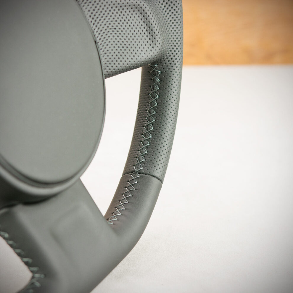 Obszycie kierownicy Volkswagen Up