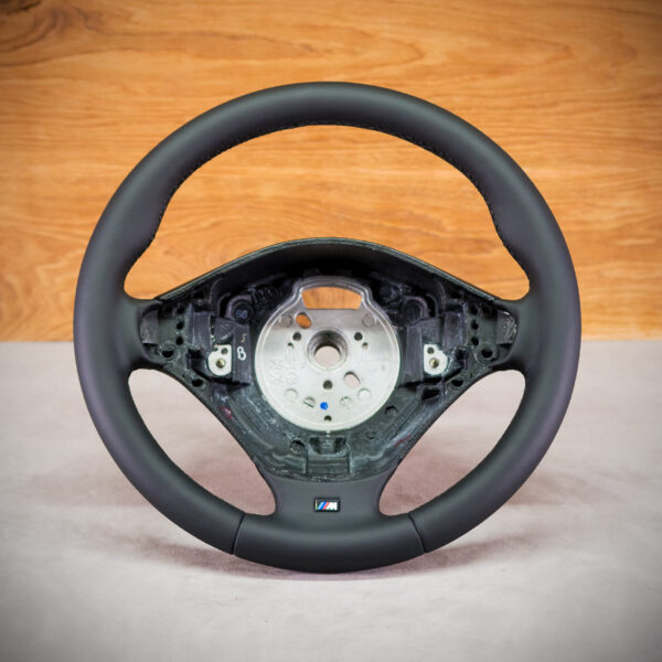 Kierownica BMW E39 po obszyciu