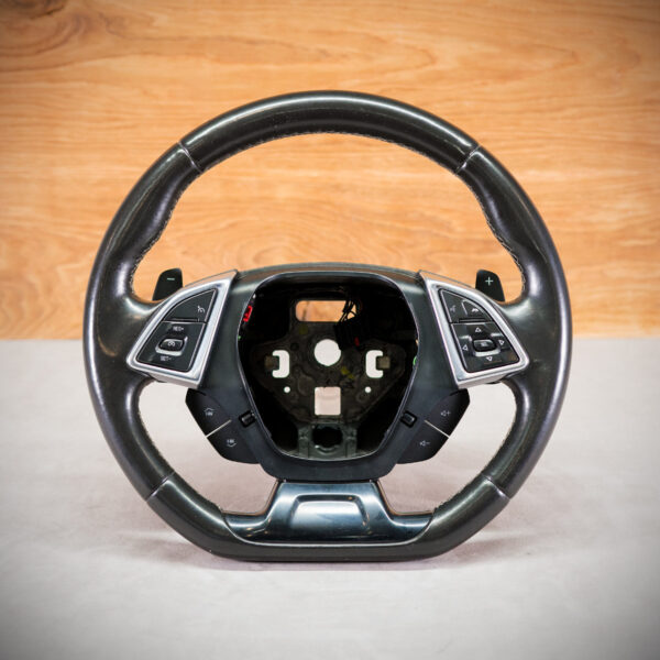 Kierownica Chevrolet Camaro VI przed modyfikacją