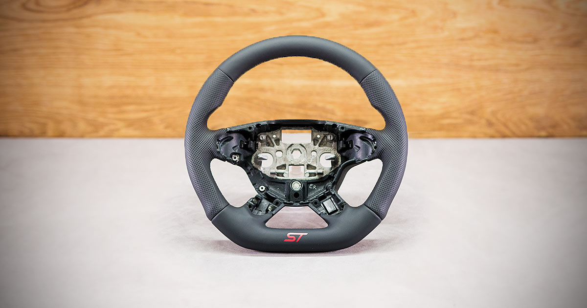 Modyfikacja i obszycie kierownicy Ford Transit Connect