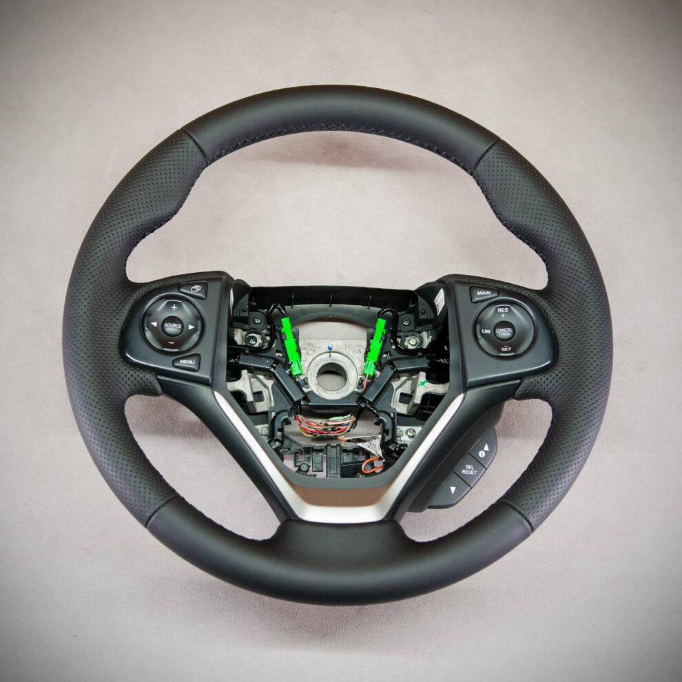 Modyfikacja i obszycie kierownicy Honda CR-V