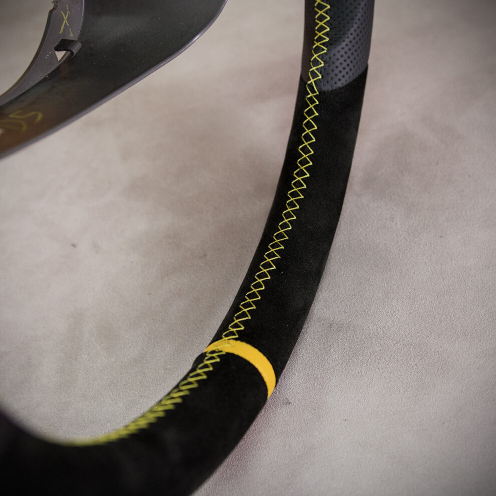 Modyfikacja i obszycie kierownicy Jeep Grand Cherokee