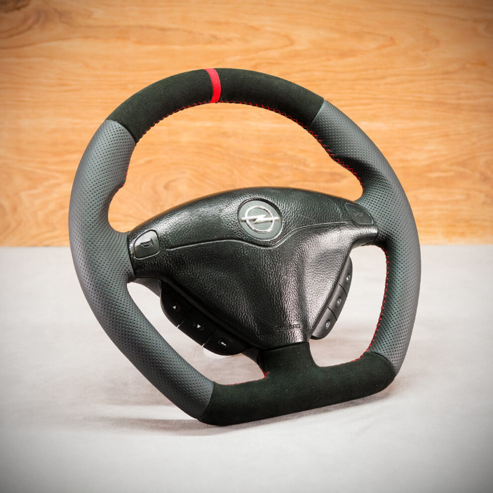 Modyfikacja i obszycie kierownicy Opel Calibra