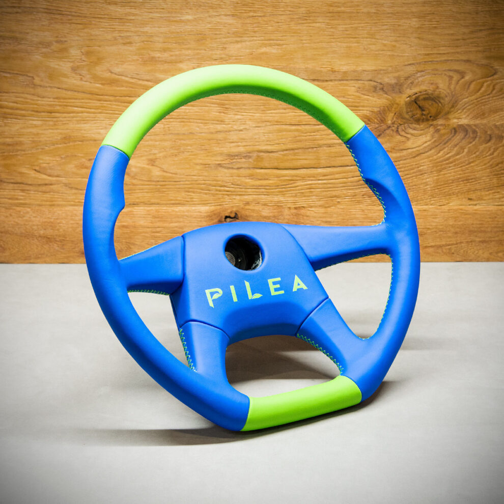 Modyfikacja i obszycie kierownicy Pilea 12E