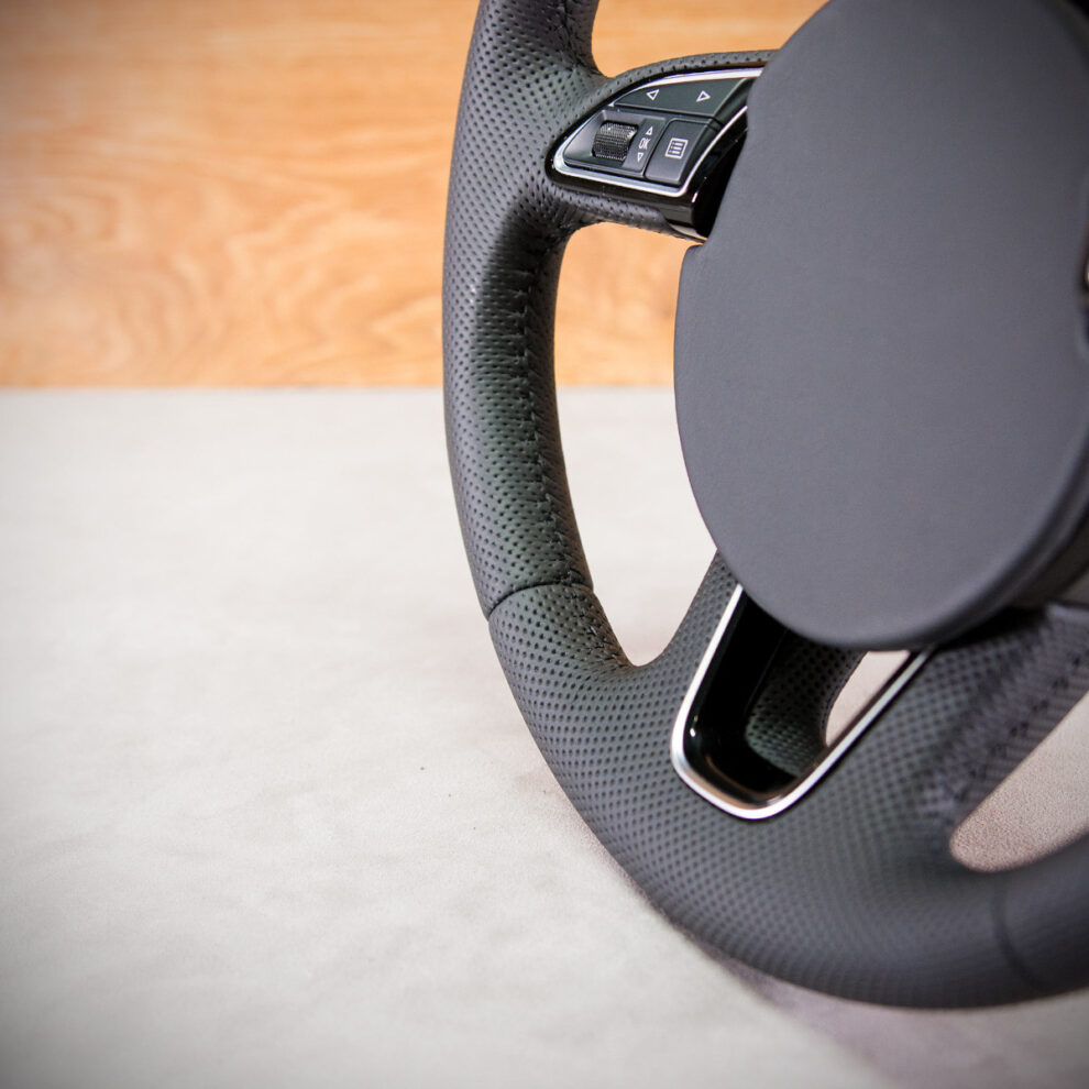 Obszycie kierownicy Audi Q3