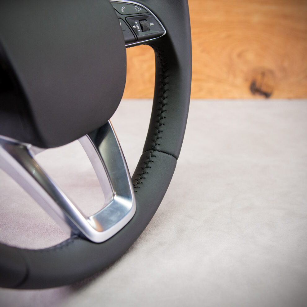 Obszycie kierownicy Audi Q7