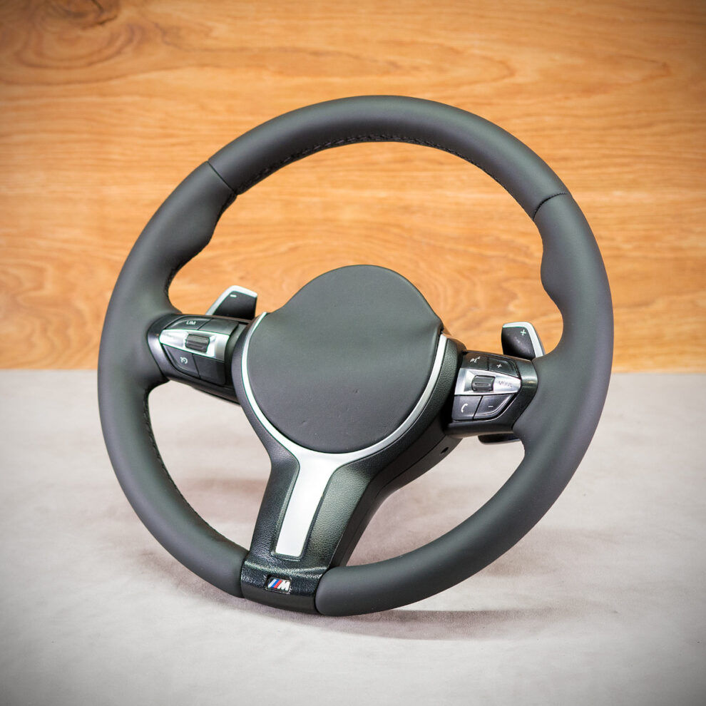 Obszycie kierownicy BMW X6 F16