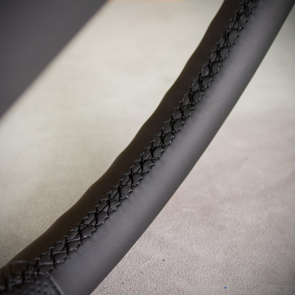 Obszycie kierownicy Ford Edge