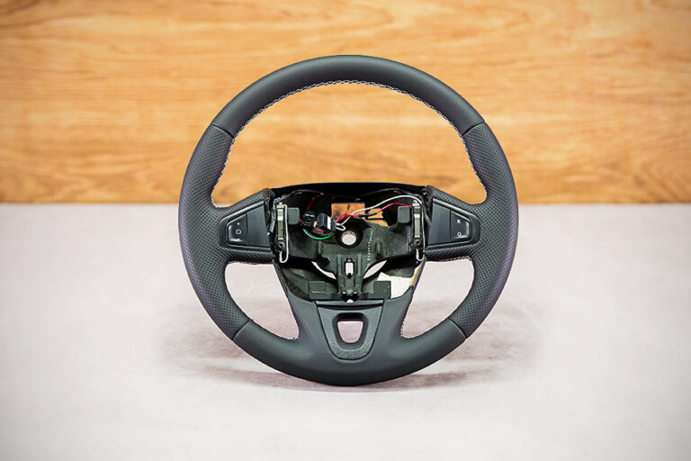 Obszycie kierownicy Renault Scenic