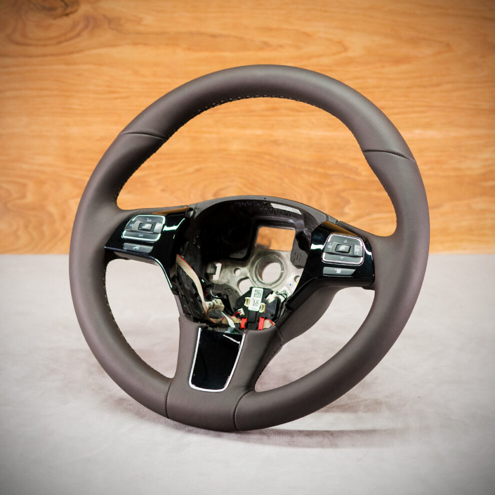 Obszycie kierownicy Volkswagen Touareg