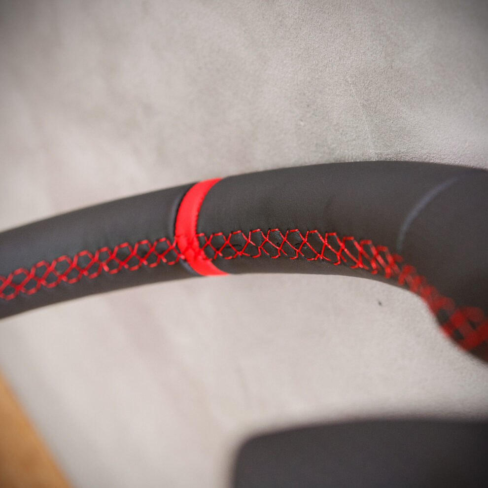 Modyfikacja i obszycie kierownicy Audi A6 C5
