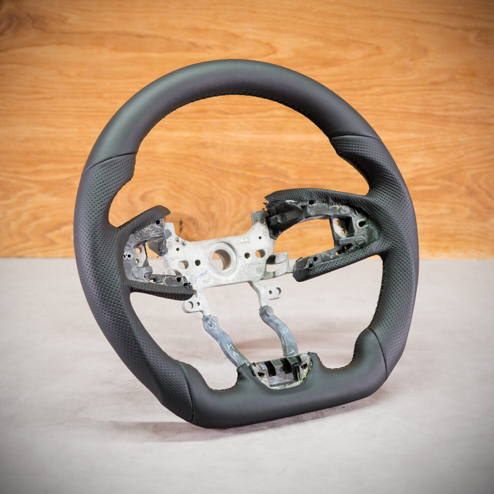 Modyfikacja i obszycie kierownicy Honda Civic X