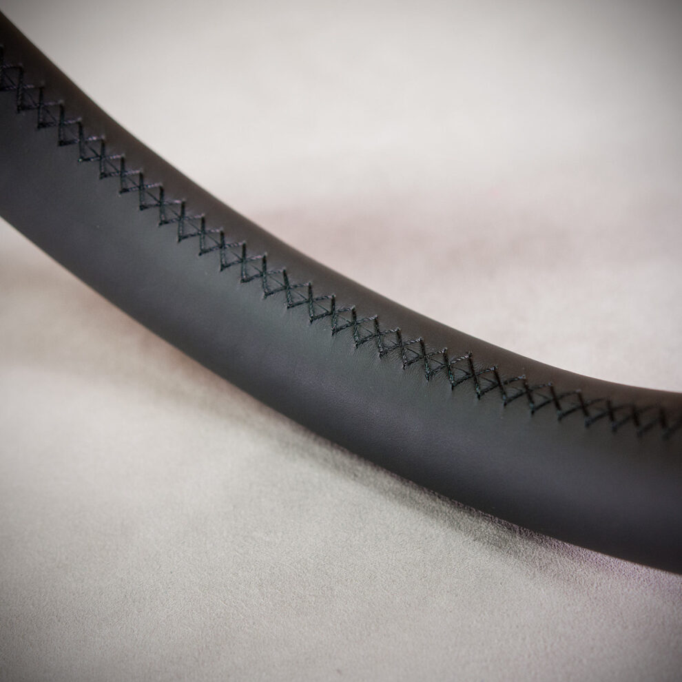 Modyfikacja i obszycie kierownicy Honda Civic X