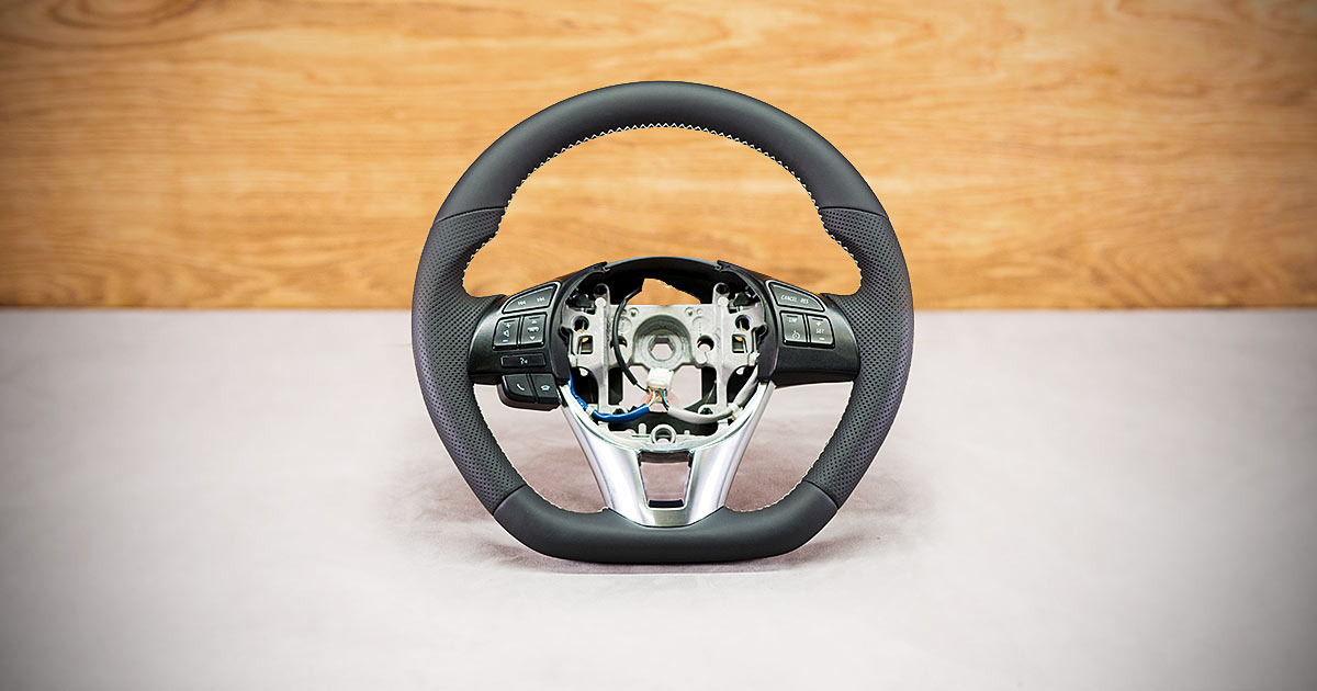 Modyfikacja i obszycie kierownicy Mazda 6 III