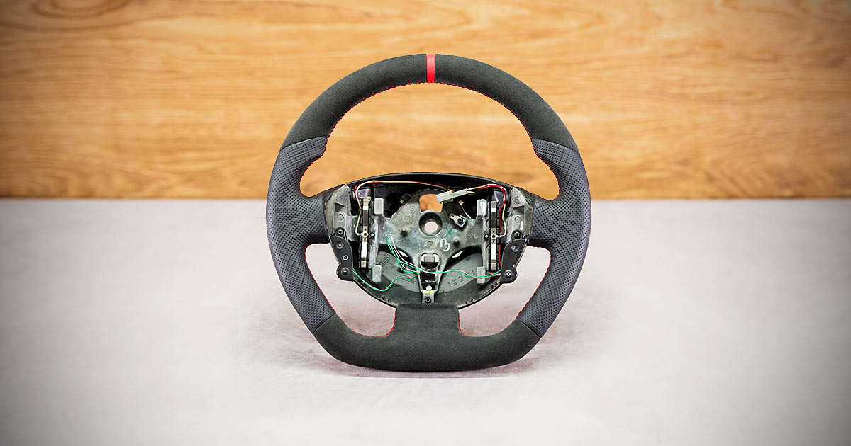 Modyfikacja i obszycie kierownicy Renault Megane II