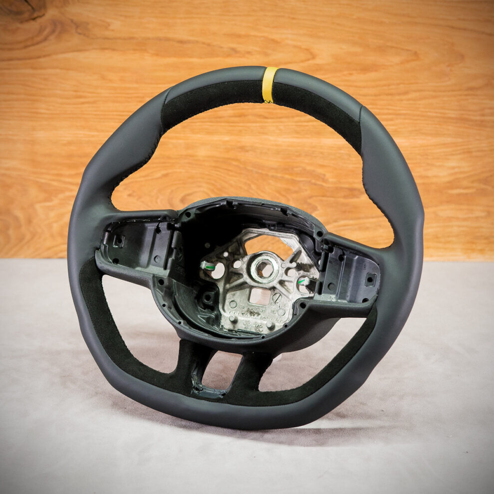 Modyfikacja i obszycie kierownicy Volvo XC60