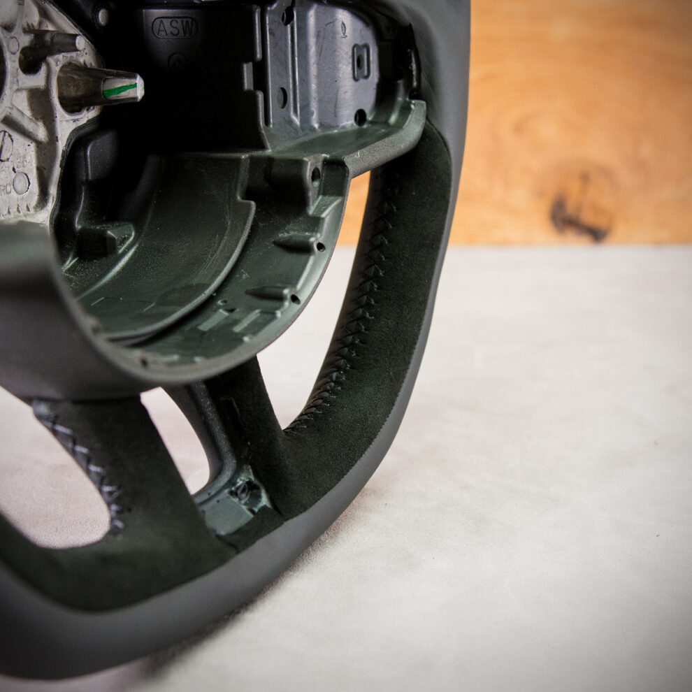 Modyfikacja i obszycie kierownicy Volvo XC60