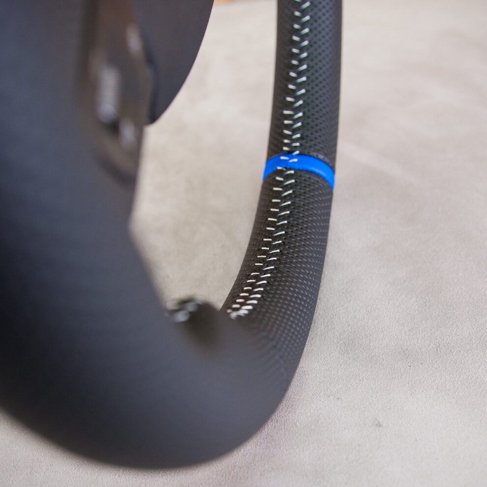 Modyfikacja i obszycie kierownicy Audi A4 B7