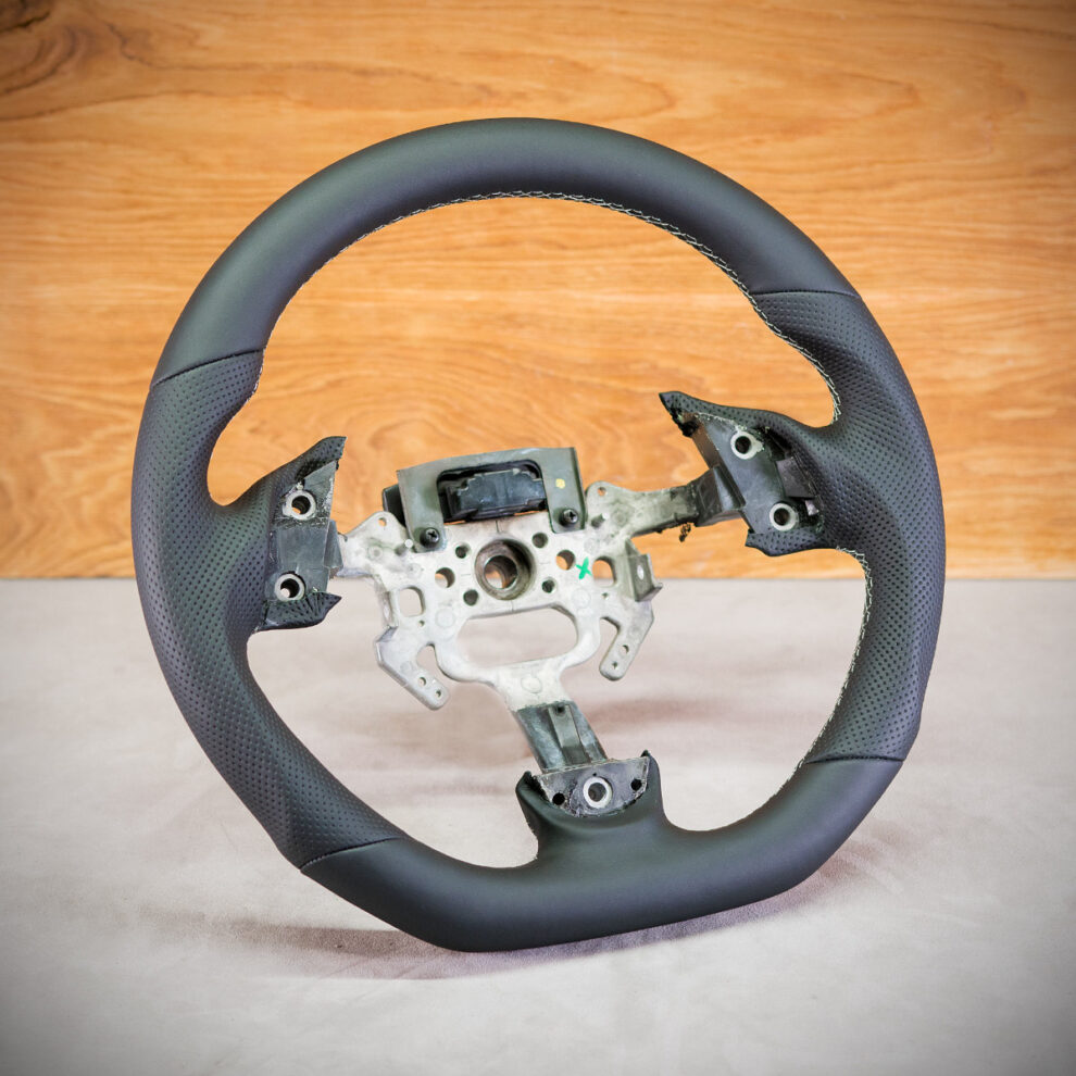 Modyfikacja i obszycie kierownicy Honda Accord VII