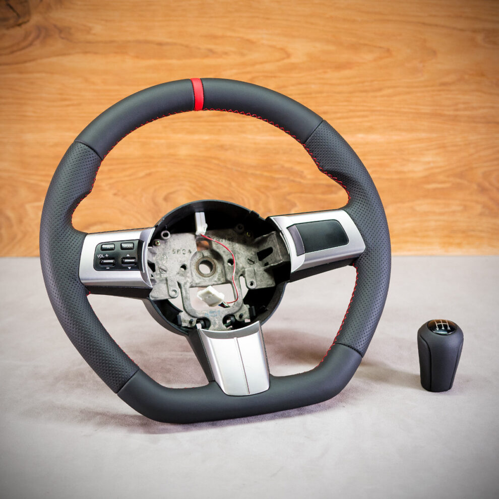 Modyfikacja i obszycie kierownicy Mazda MX-5 NC1
