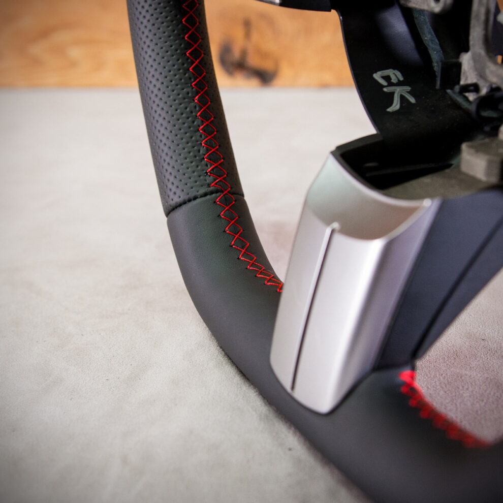 Modyfikacja i obszycie kierownicy Mazda MX-5 NC1