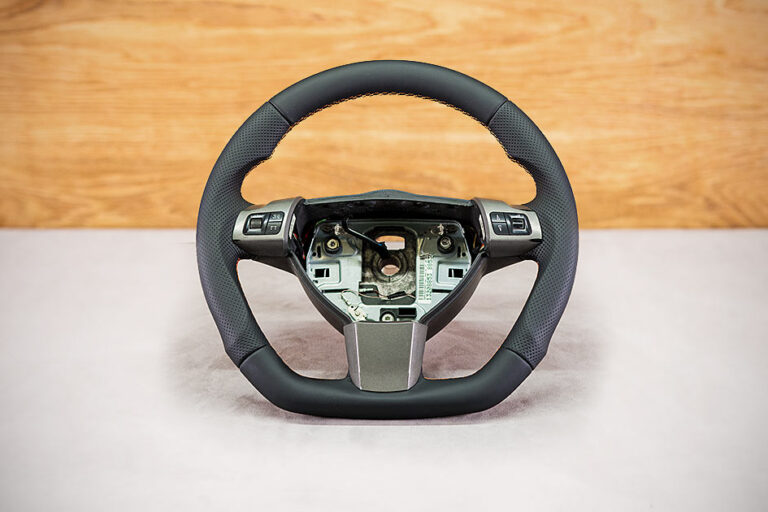 Modyfikacja i obszycie kierownicy Opel Vectra C