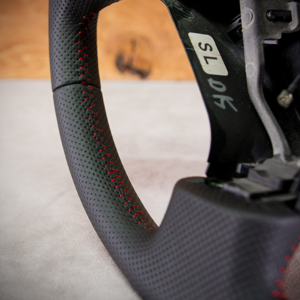 Obszycie kierownicy Subaru Impreza STI