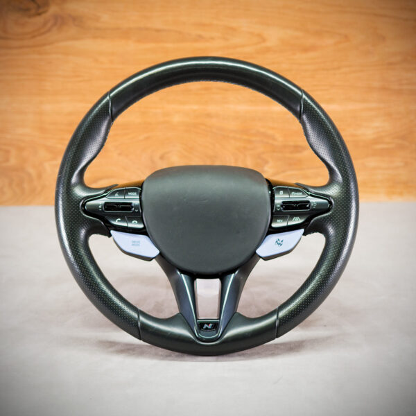 Kierownica Hyundai i30 przed obszyciem
