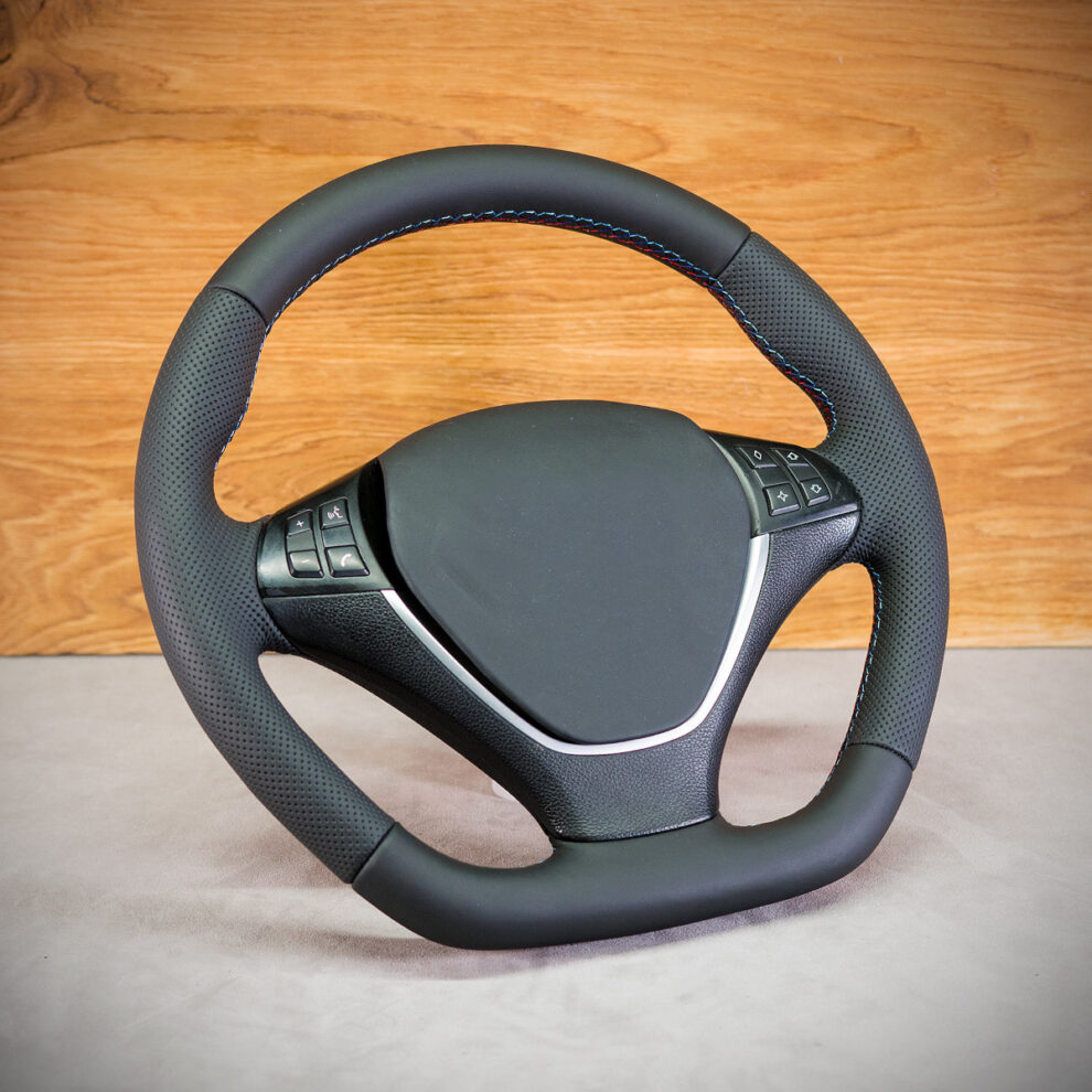 Modyfikacja i obszycie kierownicy BMW X5 E70