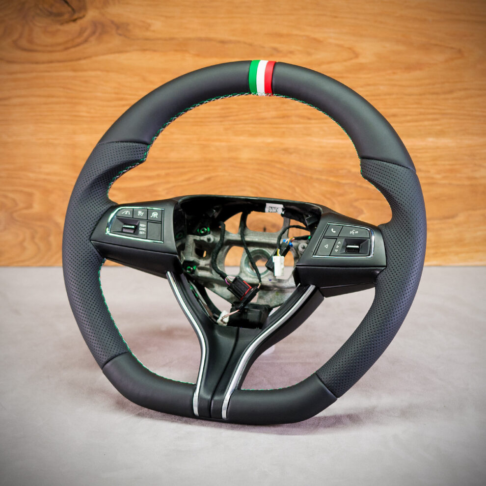 Modyfikacja i obszycie kierownicy Maserati Quattroporte