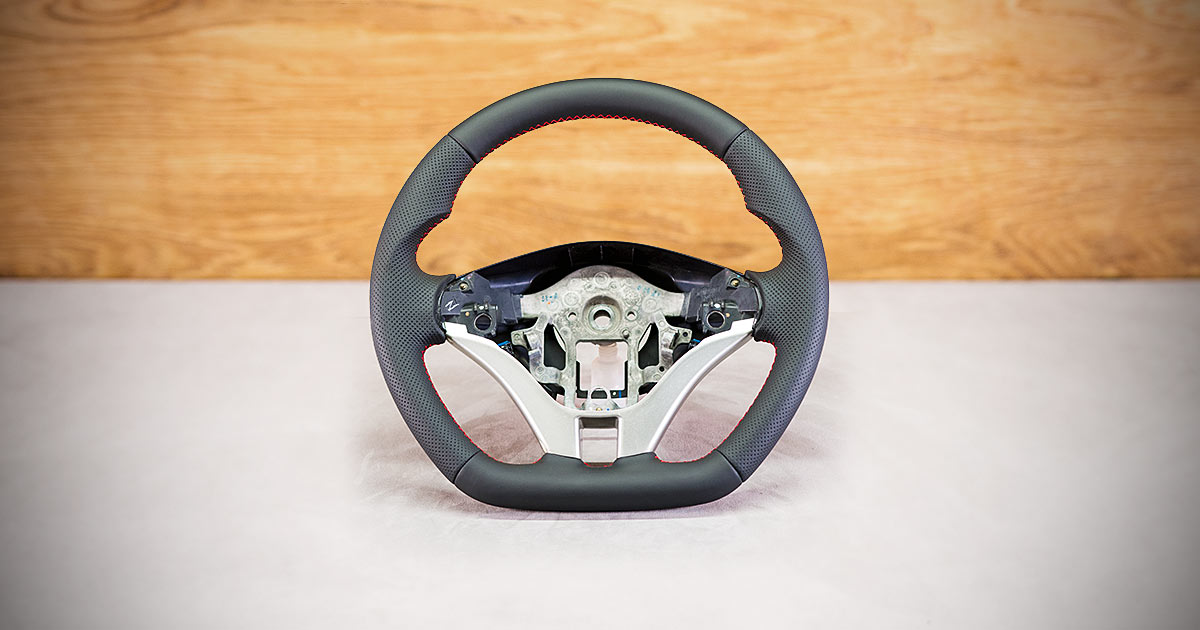 Modyfikacja i obszycie kierownicy Mitsubishi L200 Modyfikacja i obszycie kierownicy Mitsubishi L200