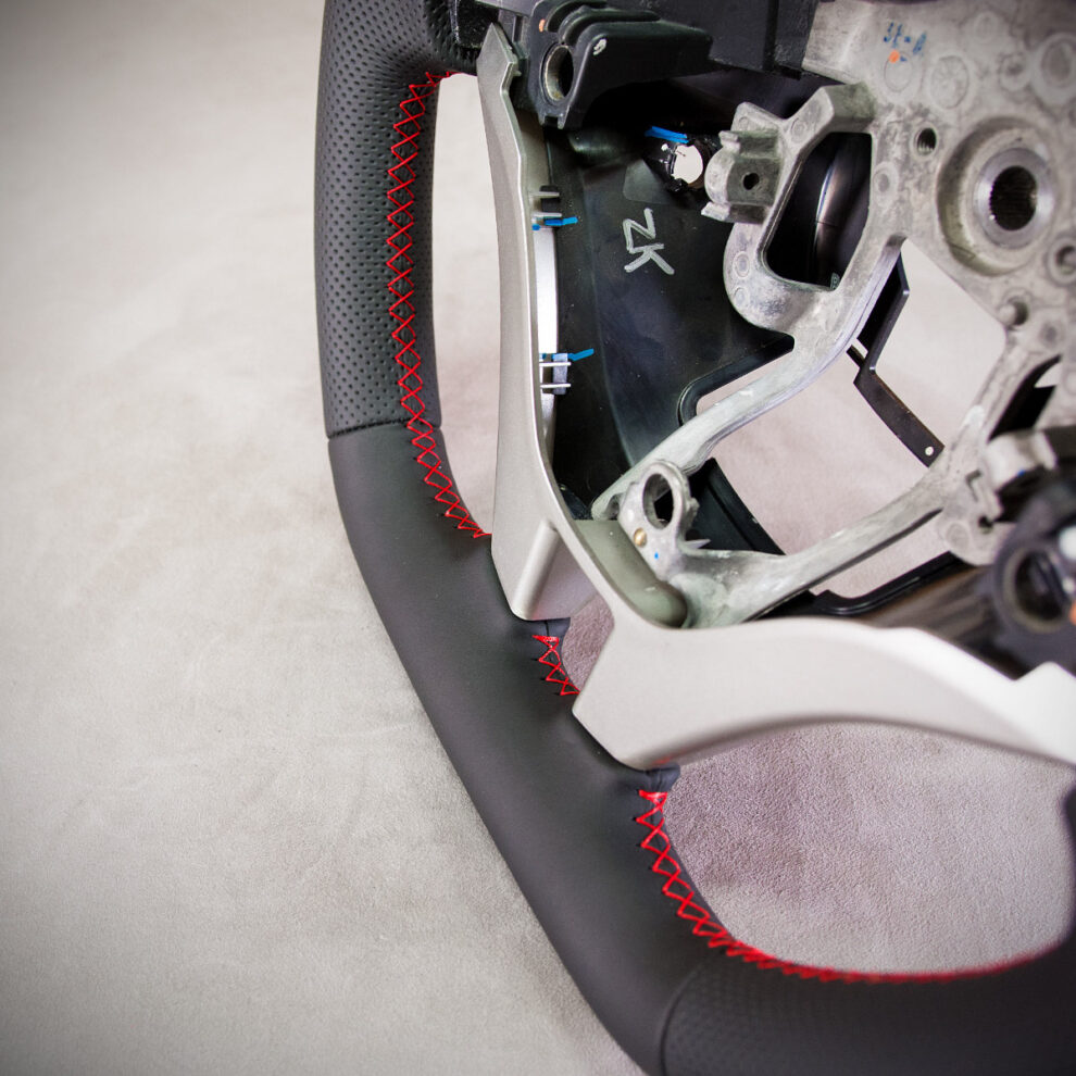 Modyfikacja i obszycie kierownicy Mitsubishi L200