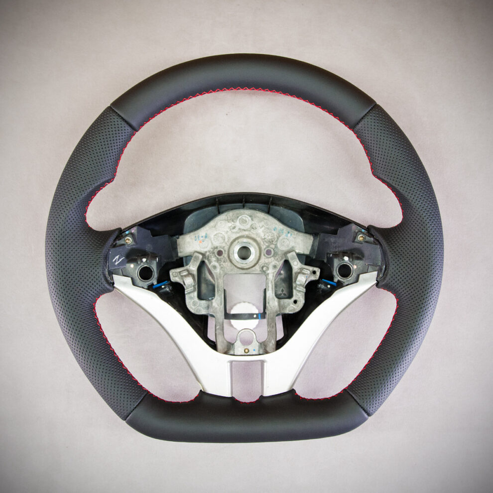 Modyfikacja i obszycie kierownicy Mitsubishi L200