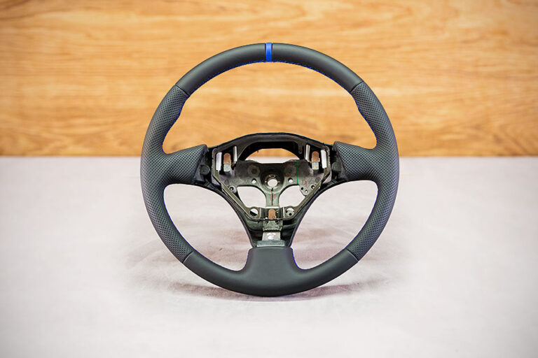 Obszycie kierownicy Toyota Yaris TS