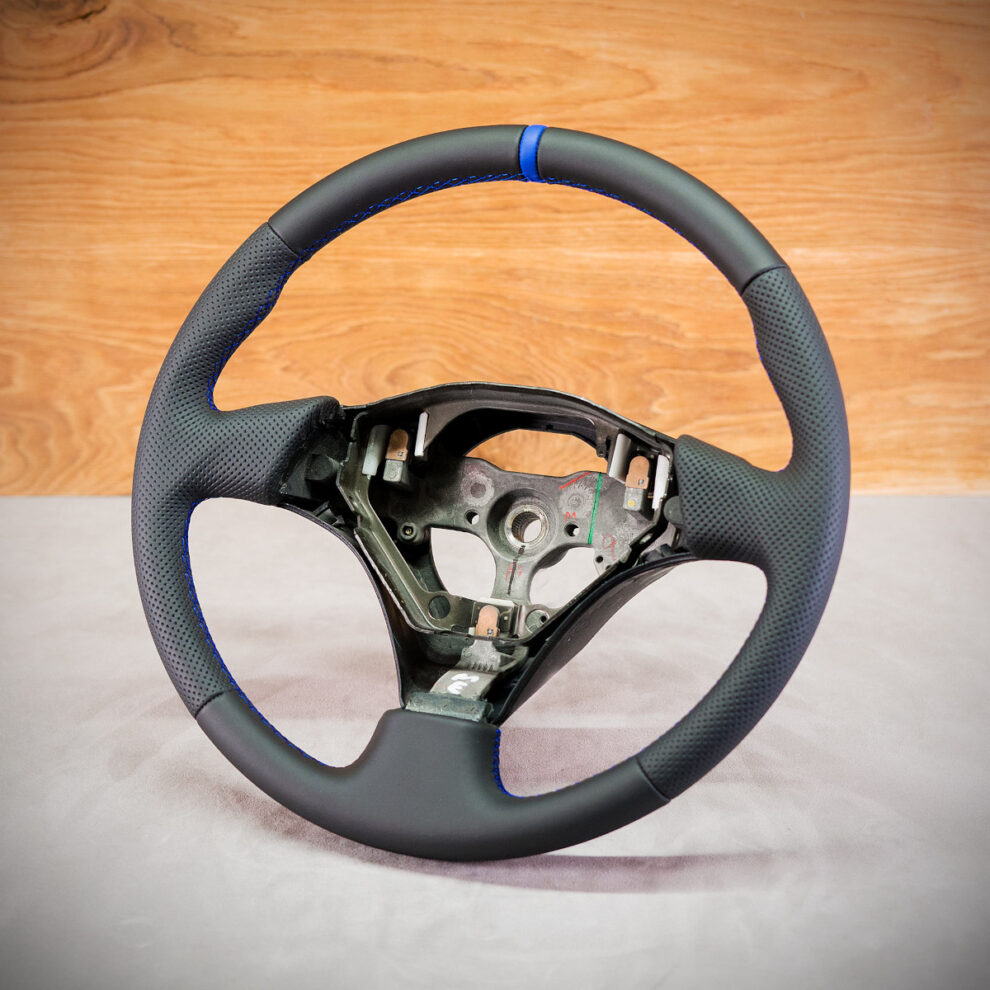 Obszycie kierownicy Toyota Yaris TS