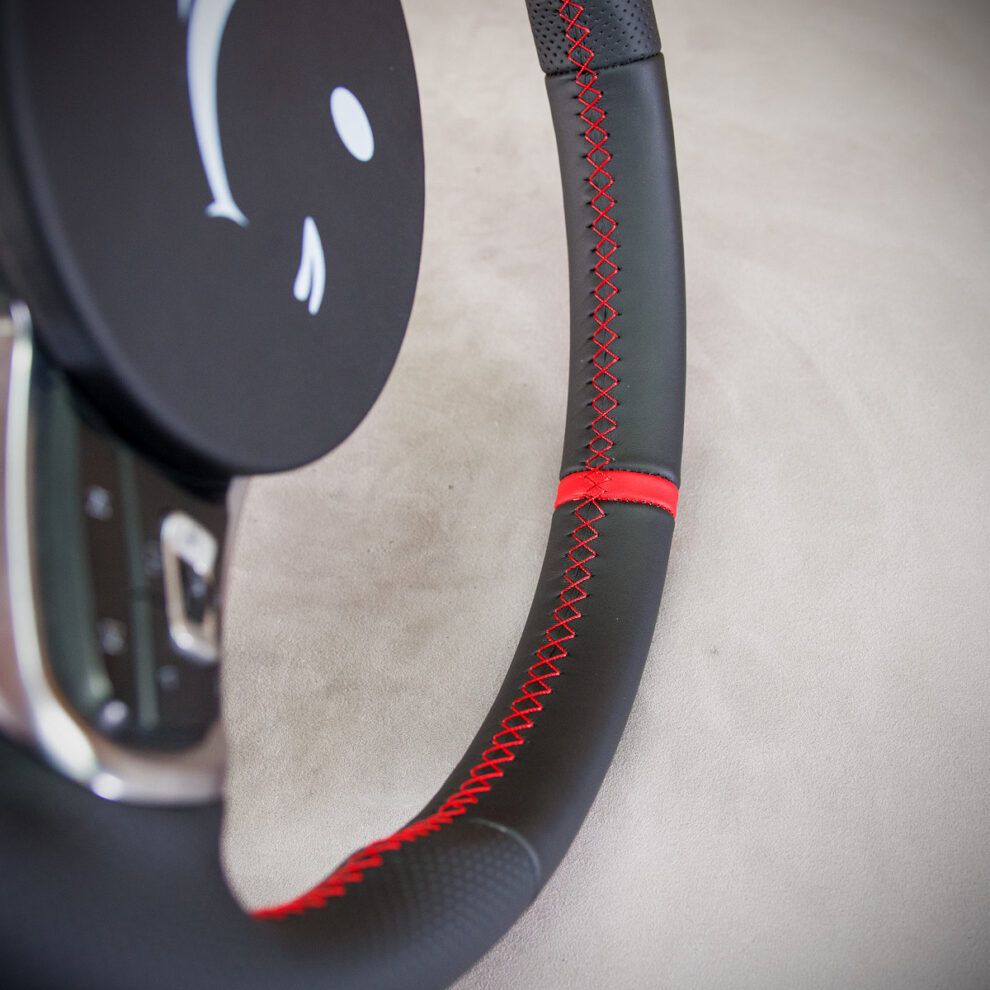 Obszycie kierownicy Volkswagen Golf VII GTD