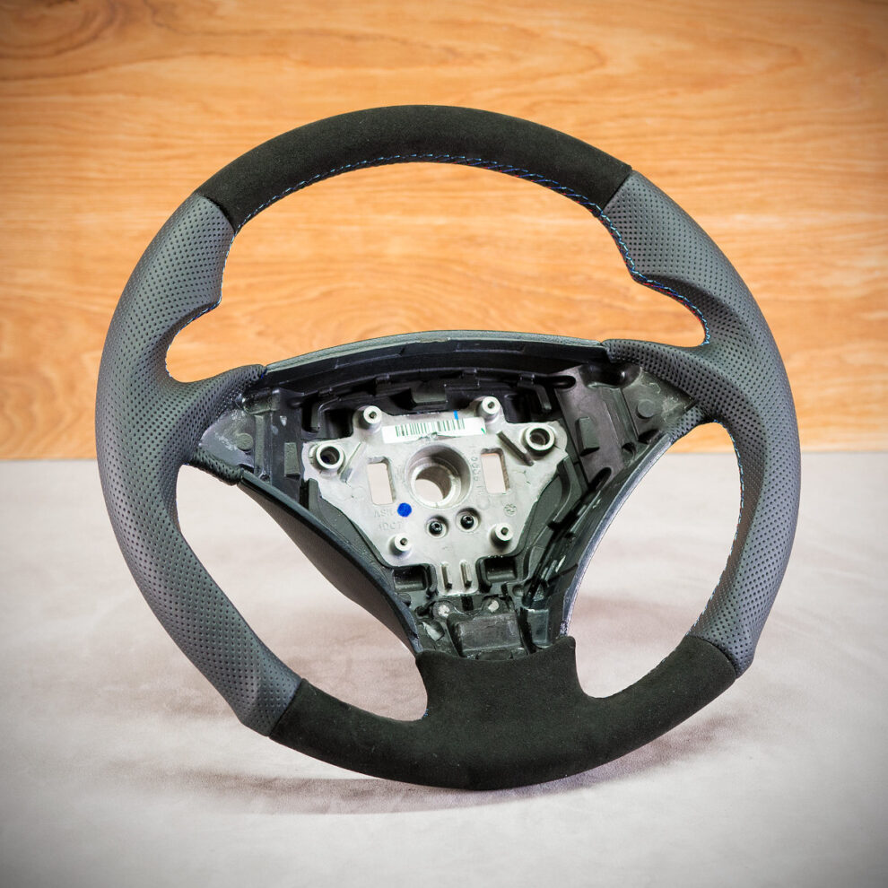 Modyfikacja i obszycie kierownicy BMW E61