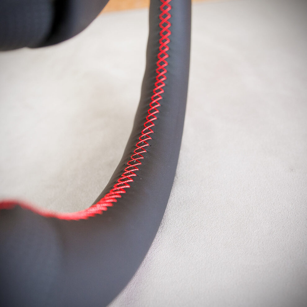 Modyfikacja i obszycie kierownicy BMW F30