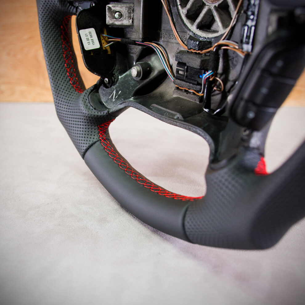 Modyfikacja i obszycie kierownicy Opel Vectra B