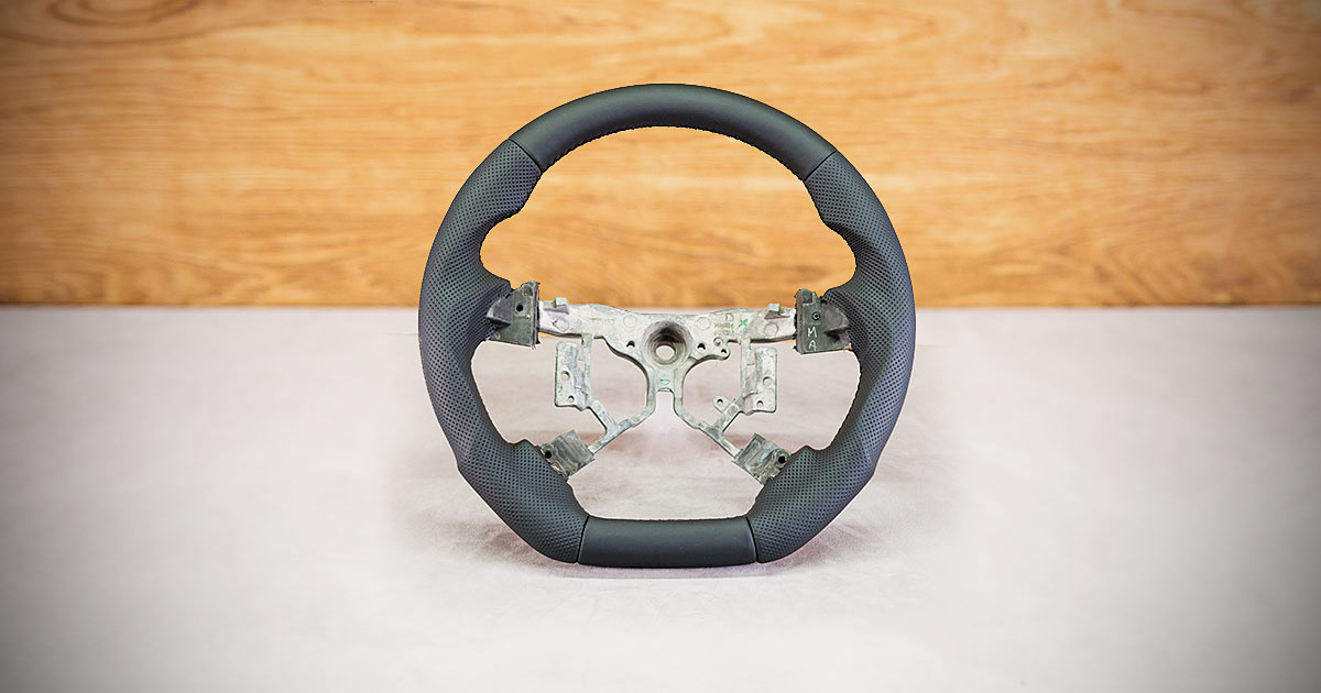 Modyfikacja i obszycie kierownicy Toyota Hilux Modyfikacja i obszycie kierownicy Toyota Hilux