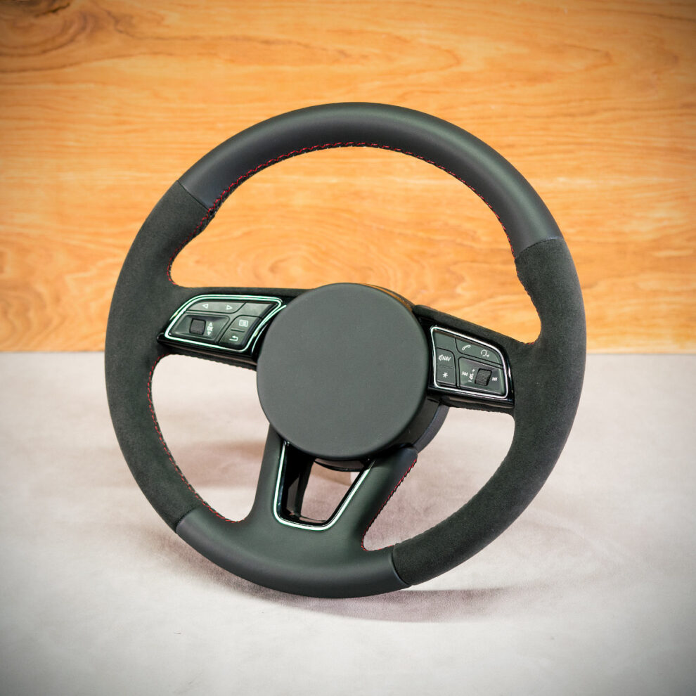 Obszycie kierownicy Audi Q2
