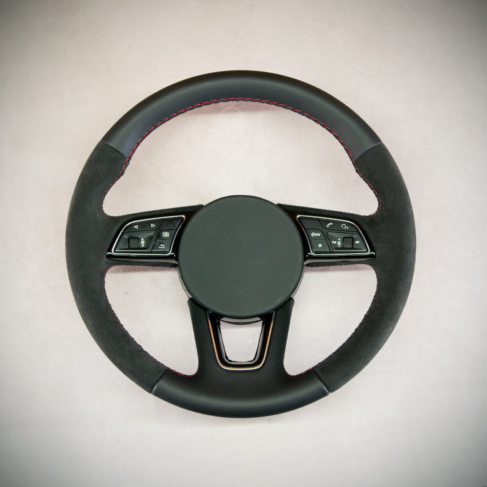 Obszycie kierownicy Audi Q2