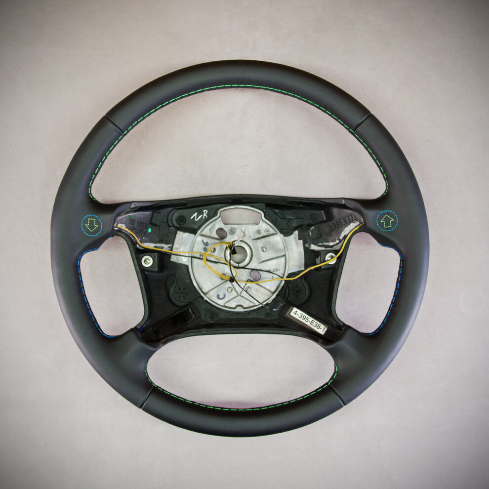 Obszycie kierownicy BMW-ALPINA B10