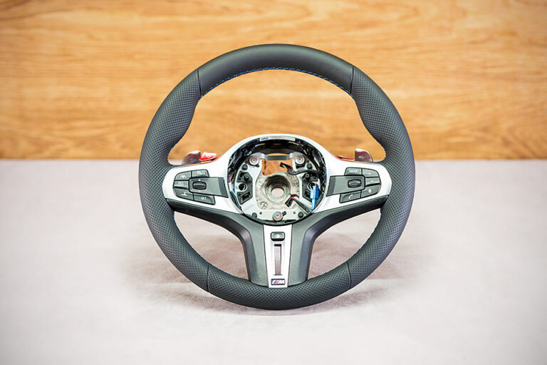 Obszycie kierownicy BMW M5 E60