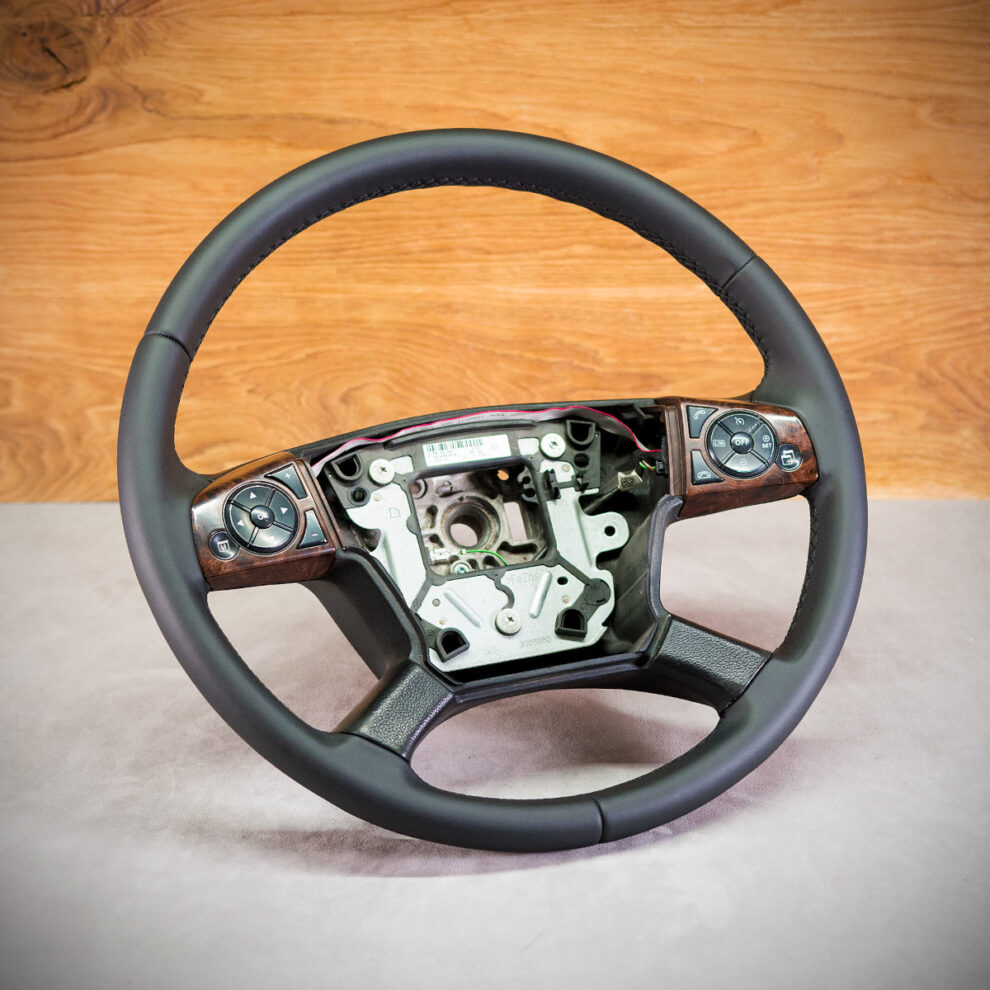 Obszycie kierownicy Mercedes-Benz Actros MP4