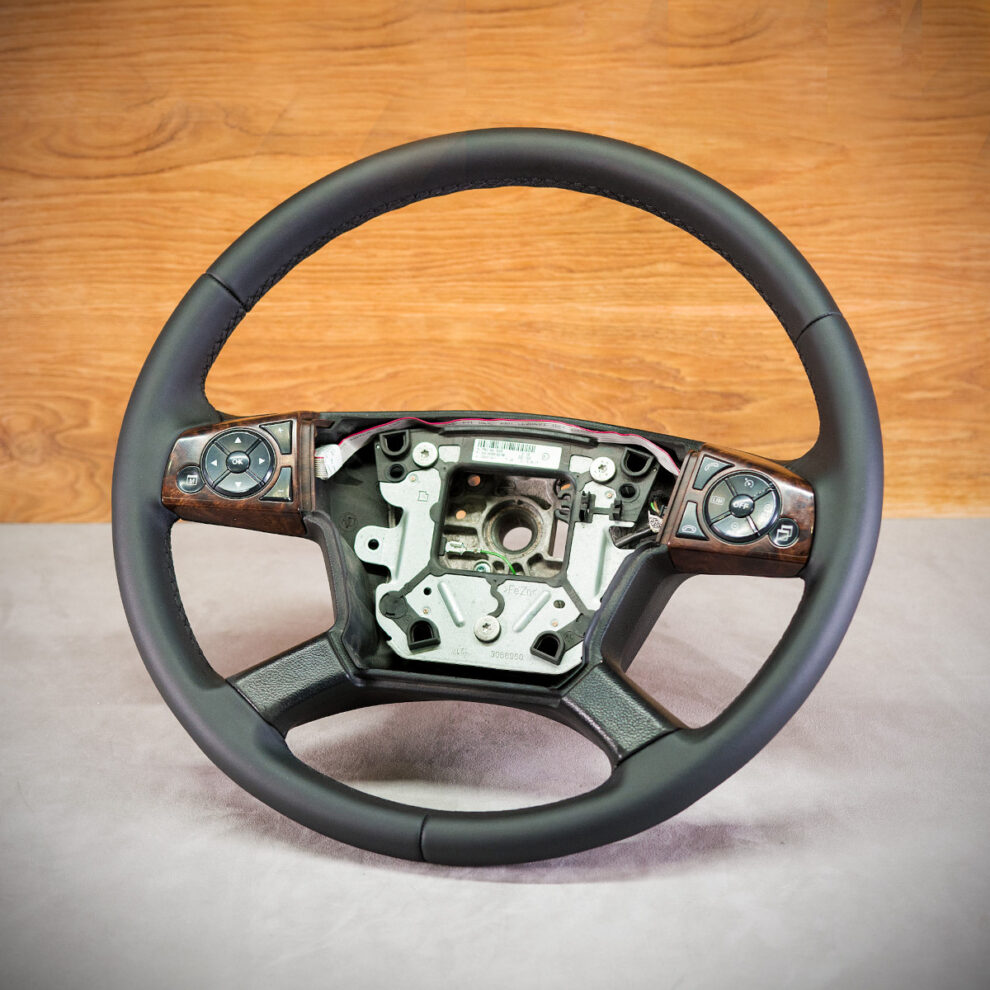 Obszycie kierownicy Mercedes-Benz Actros MP4