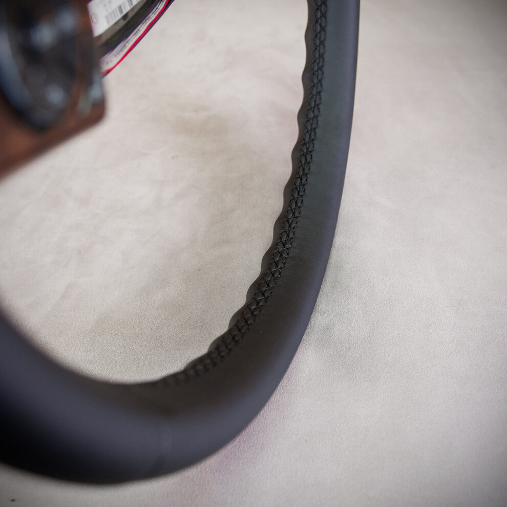 Obszycie kierownicy Mercedes-Benz Actros MP4